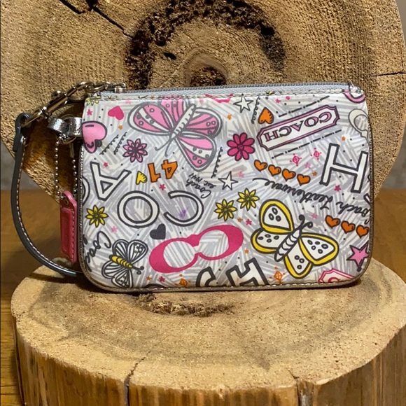 Coach Handbags - COACH Poppy 41 Wristlet